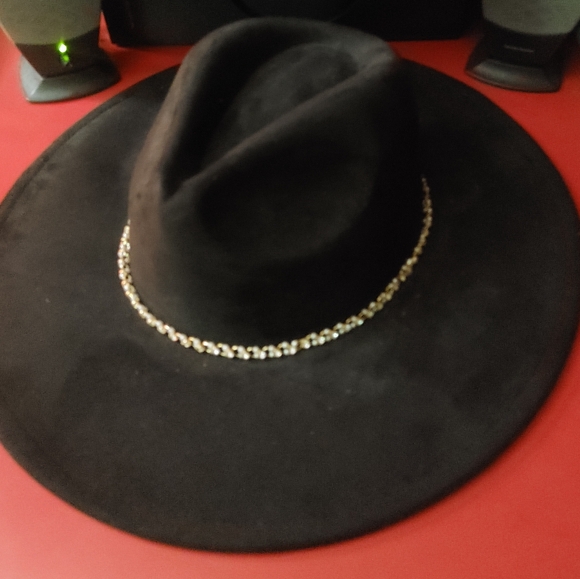 Giant Black Floppy Western Hat Sleek Mystique - Picture 2 of 4